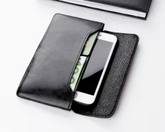 Kožene puzdro na mobil MARIMA a všetko pod kontrolou. Kožene puzdro na mobil MARIMA a všetko pod kontrolou.