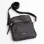 Crossbody štýl s nastaviteľným popruhom Crossbody štýl s nastaviteľným popruhom