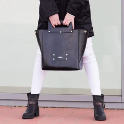 Rozopni boky a získaj priestor navyše – keď ti bežná kabelka nestačí.