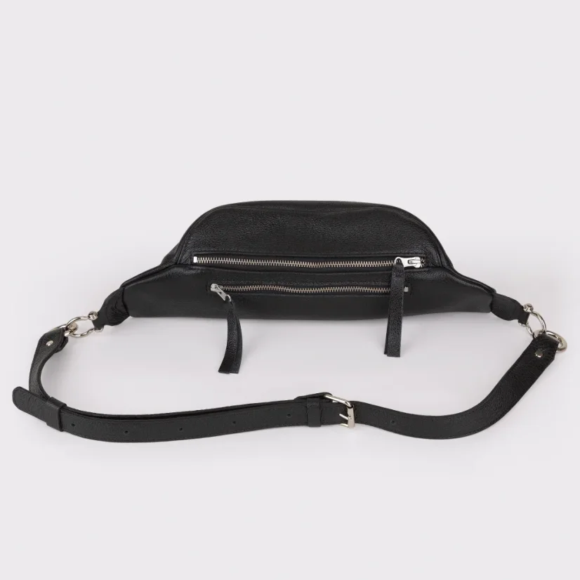 Kožená ľadvinka MARIMA – pohľad zhora na zatvorené YKK zipsy