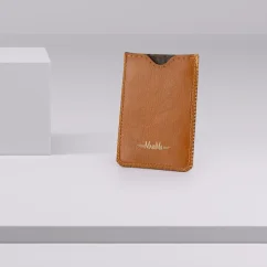 Drží tvar, aj keď si v offise pod tlakom