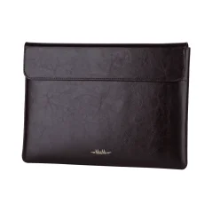 Klasická čierna so zlatým logom – elegantný a profesionálny doplnok pre tvoj MacBook. Klasická čierna so zlatým logom – elegantný a profesionálny doplnok pre tvoj MacBook.